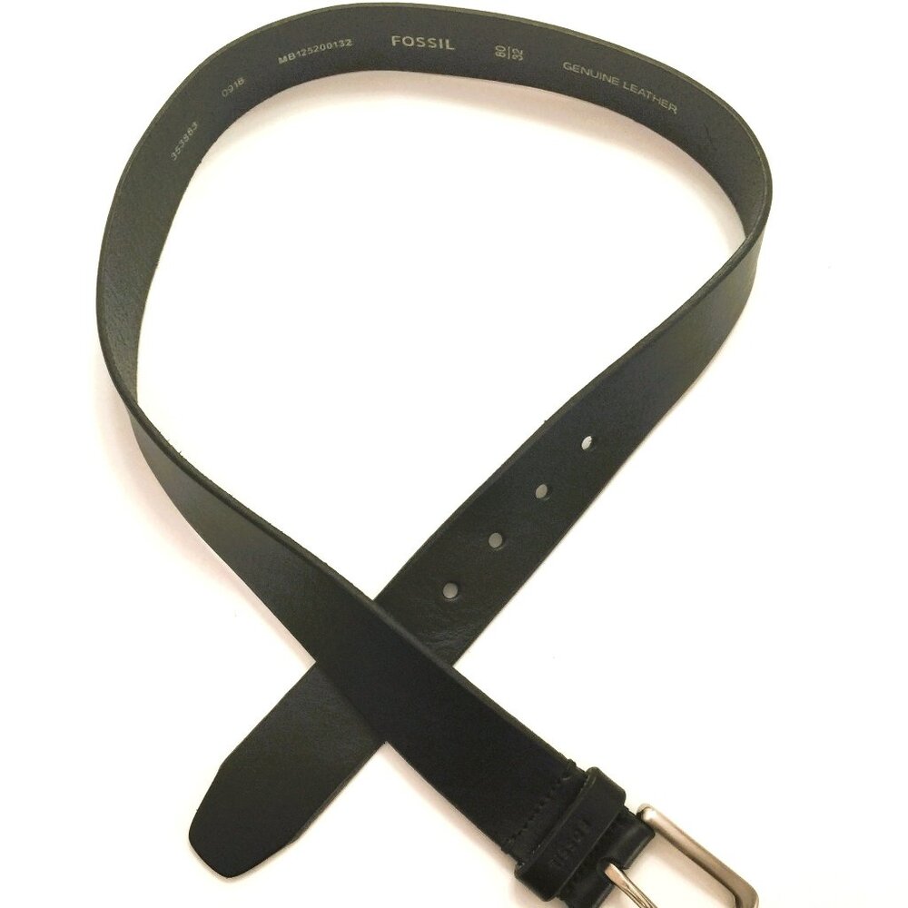 FOSSIL UNISEX BLACK LEATHER BELT-NEW WITH TAGS